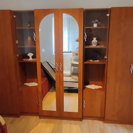 Aliz Es Martin Vendeghaz