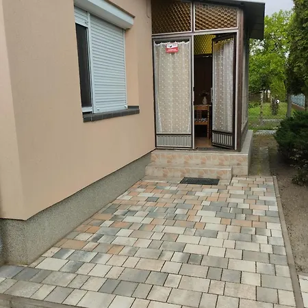 Prázdninový dům Aliz Es Martin Vendeghaz *
