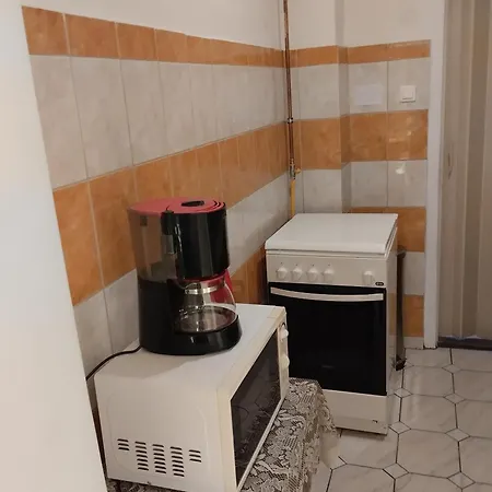 Aliz Es Martin Vendeghaz 度假居 *