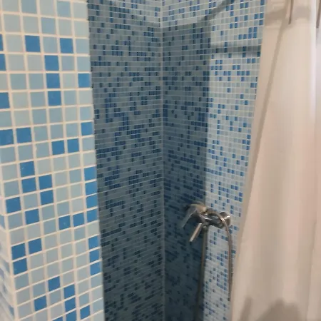 Aliz Es Martin Vendeghaz 度假居 *