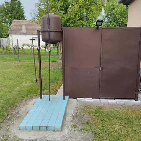 度假居 Aliz Es Martin Vendeghaz *