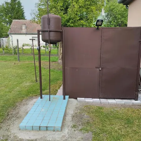 Prázdninový dům Aliz Es Martin Vendeghaz *